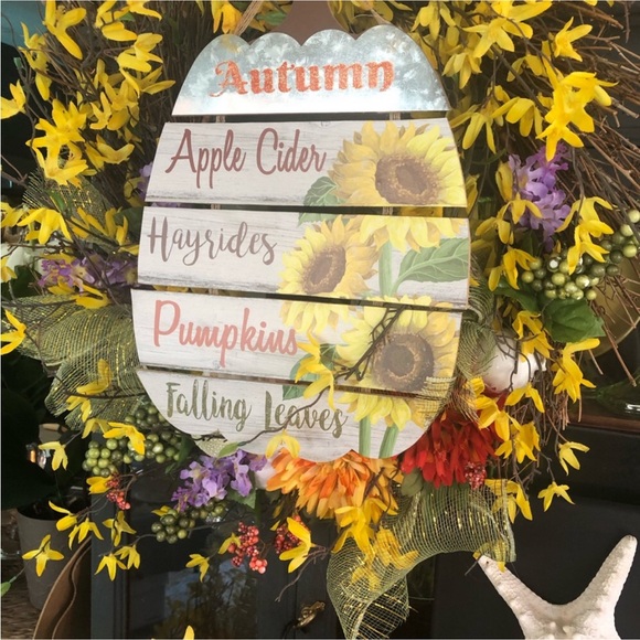 NWT! Beach Seashells Forsythia & Willow Wreath Fall Summer Flowers - Picture 7 of 10